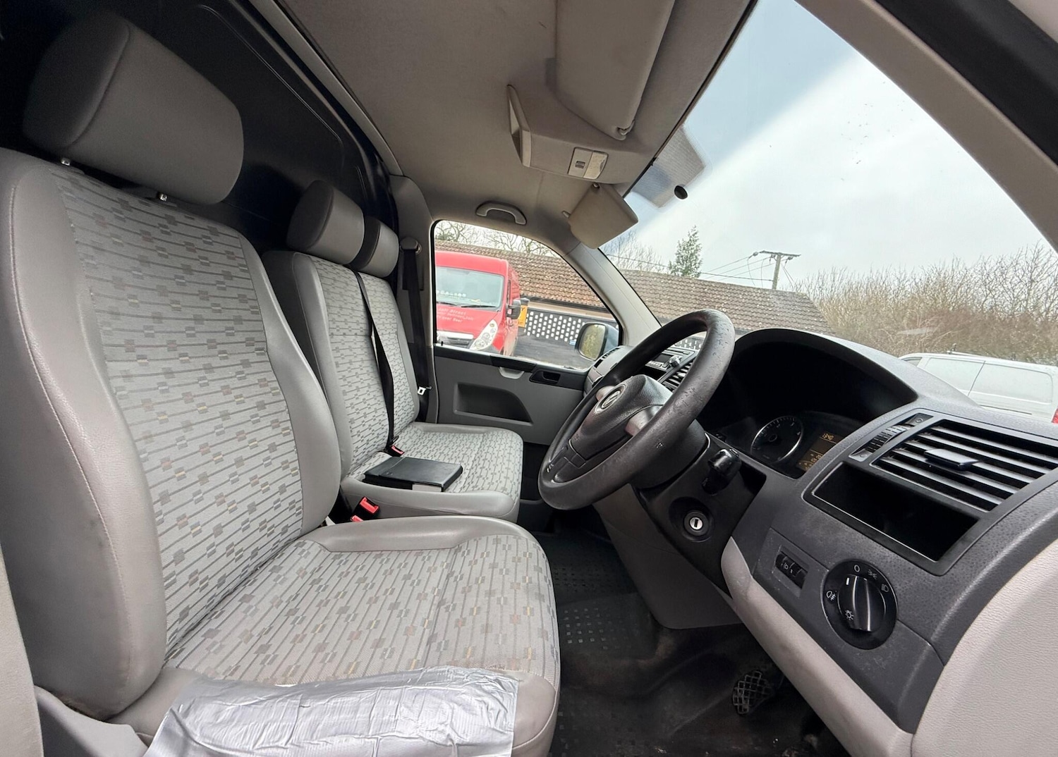 Used Volkswagen Transporter 2011 for sale - 77064386: Photo 14