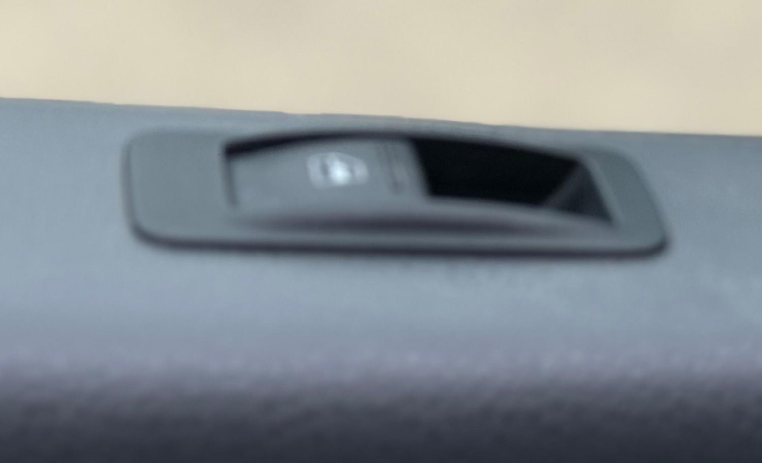 Used Volkswagen Transporter 2011 for sale - 77064386: Photo 36