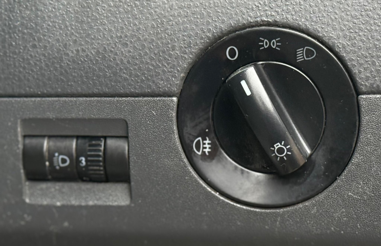 Used Volkswagen Transporter 2011 for sale - 77064386: Photo 38