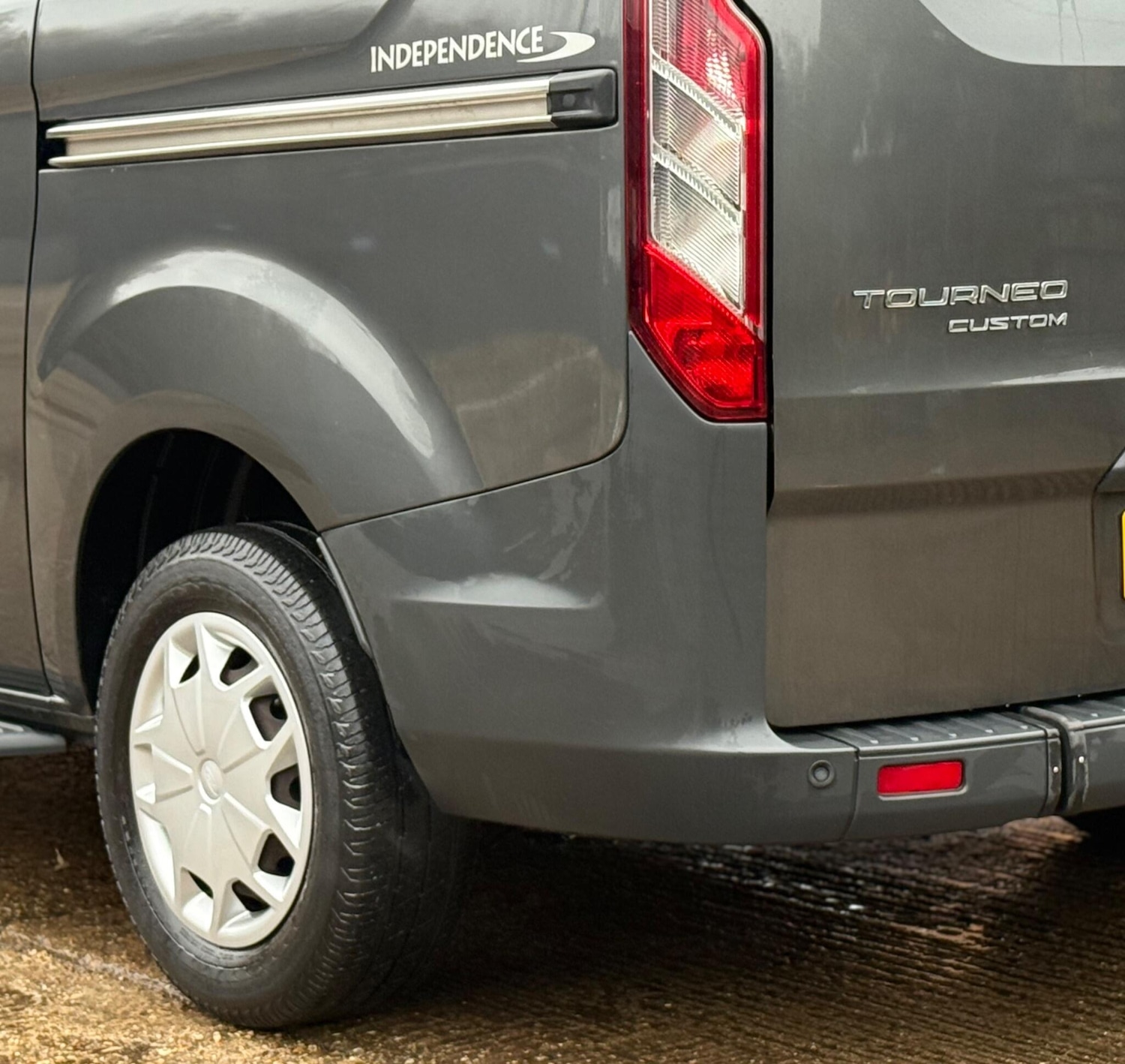 Used Ford Tourneo Custom 2017 for sale - 76762521: Photo 32