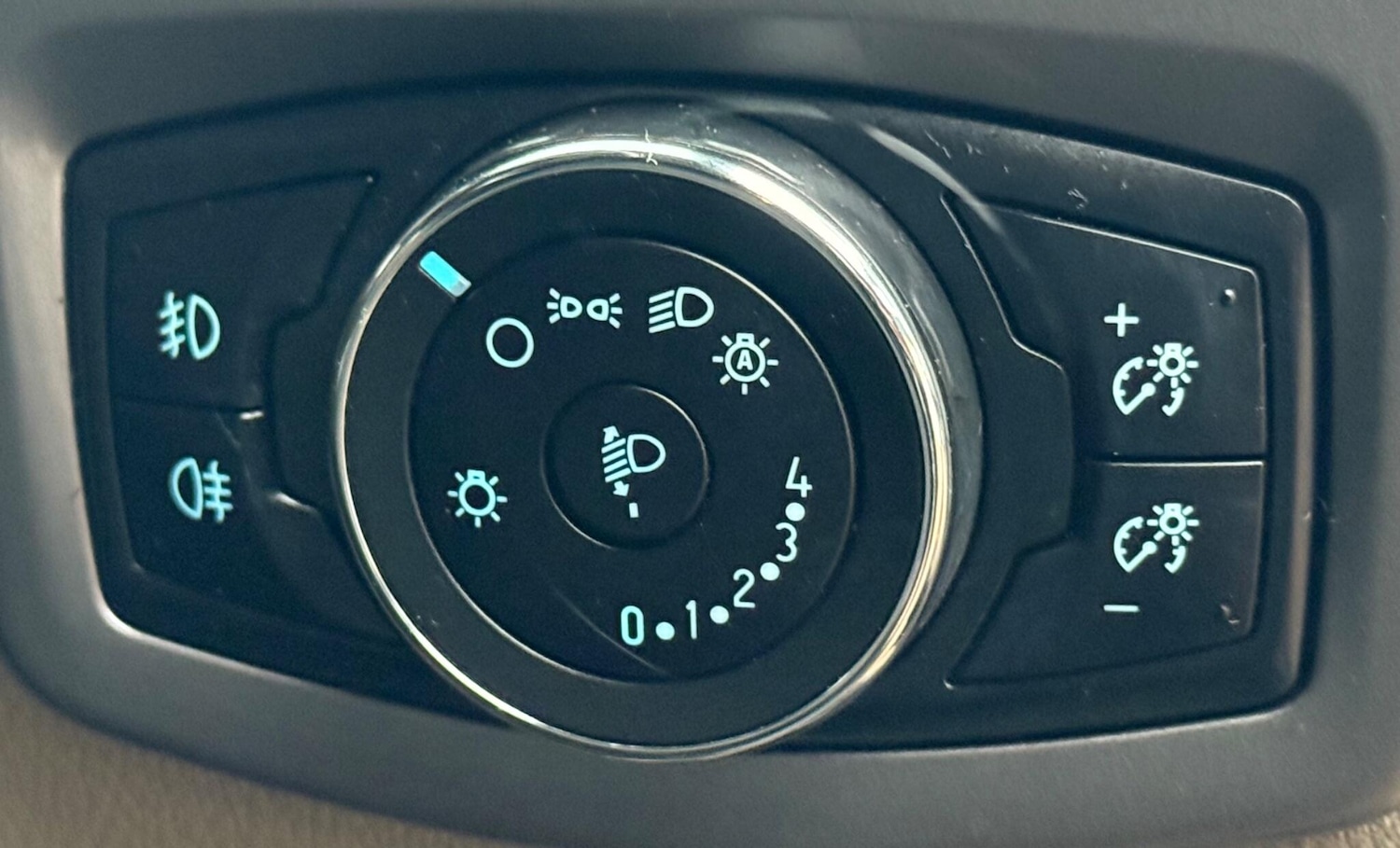 Used Ford Tourneo Custom 2017 for sale - 76762521: Photo 43