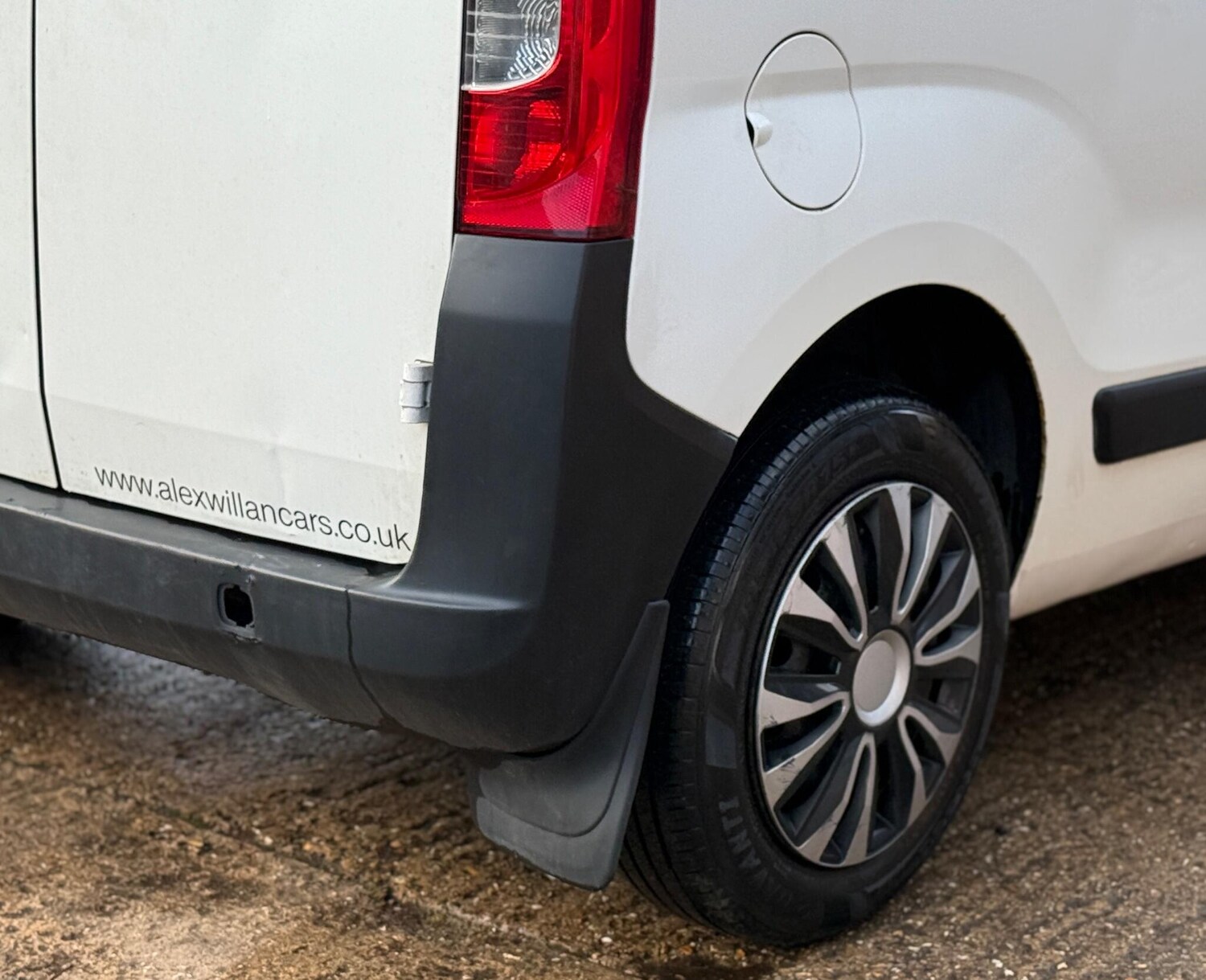 Used Citroen Nemo 2013 for sale - 76896405: Photo 30