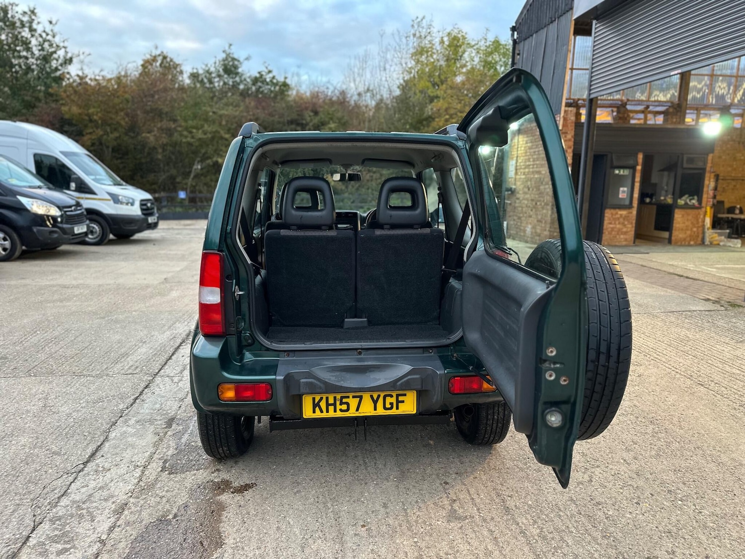 Used Suzuki Jimny 2007 for sale - 76386857: Photo 17