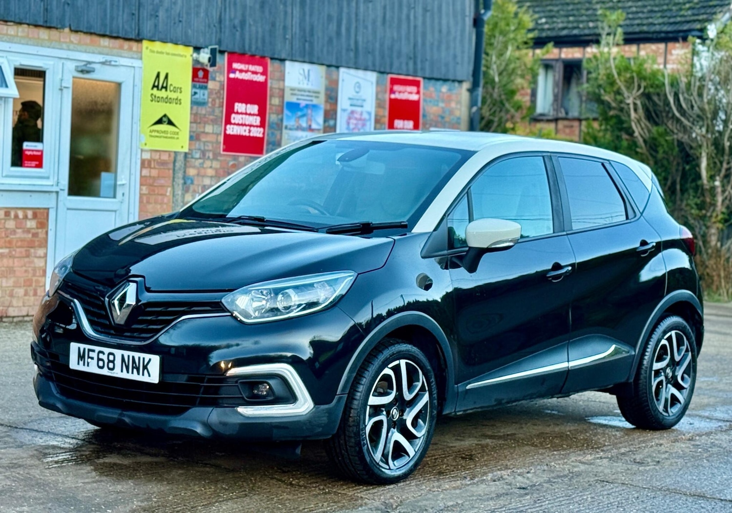 Used Renault Captur 2018 for sale - 76909255: Photo 5