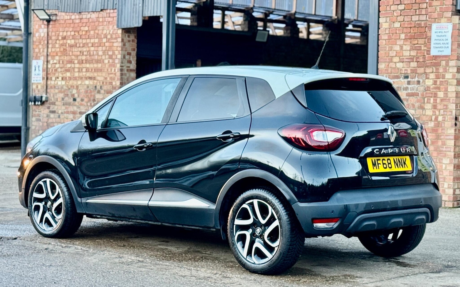 Used Renault Captur 2018 for sale - 76909255: Photo 9