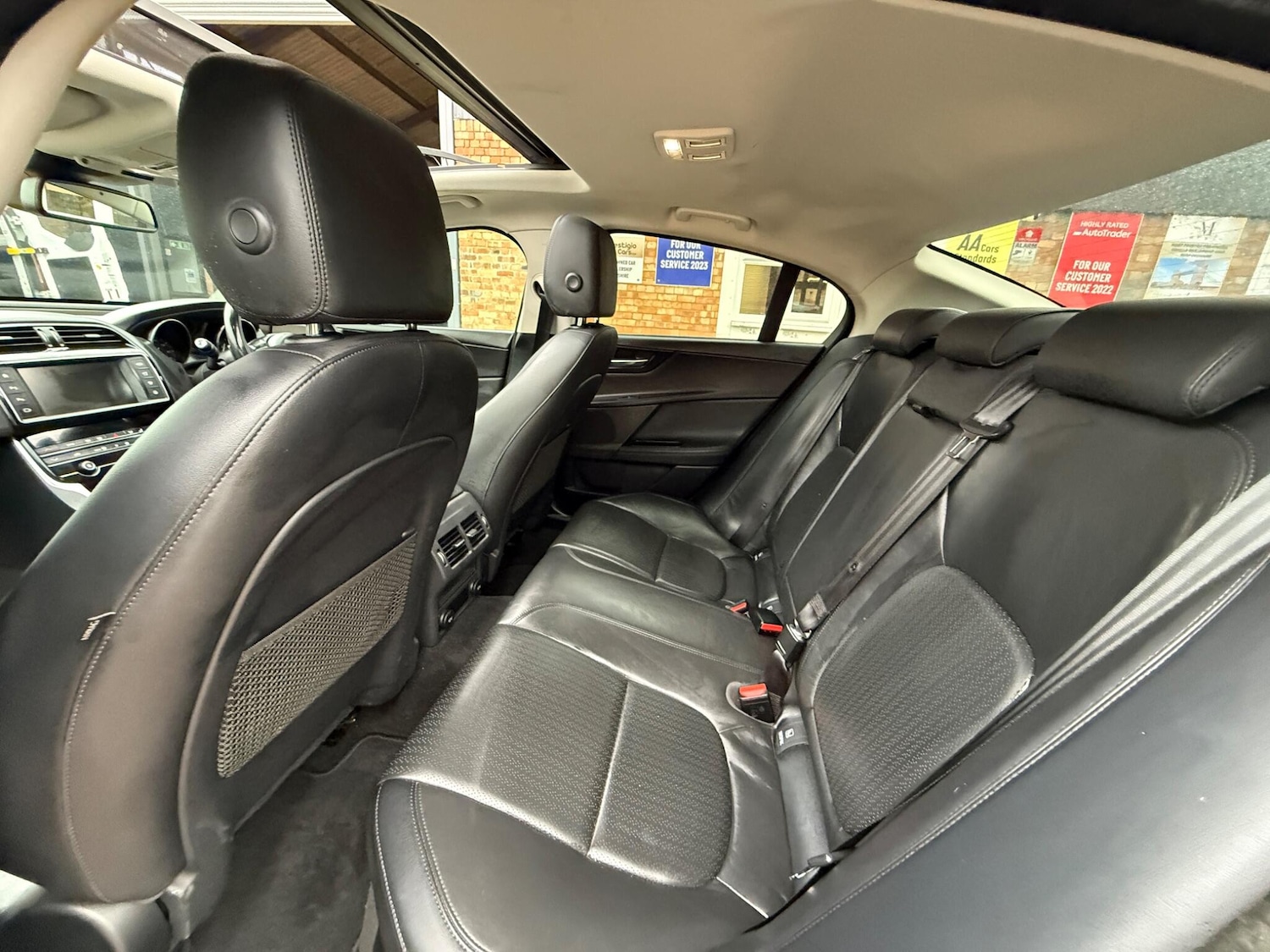 Used Jaguar XE 2017 for sale - 77849120: Photo 16