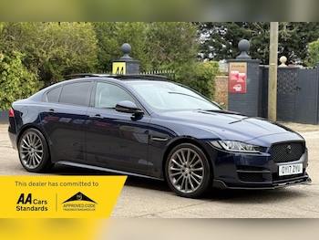 Used Jaguar XE 2017 for sale - 77849120: Photo