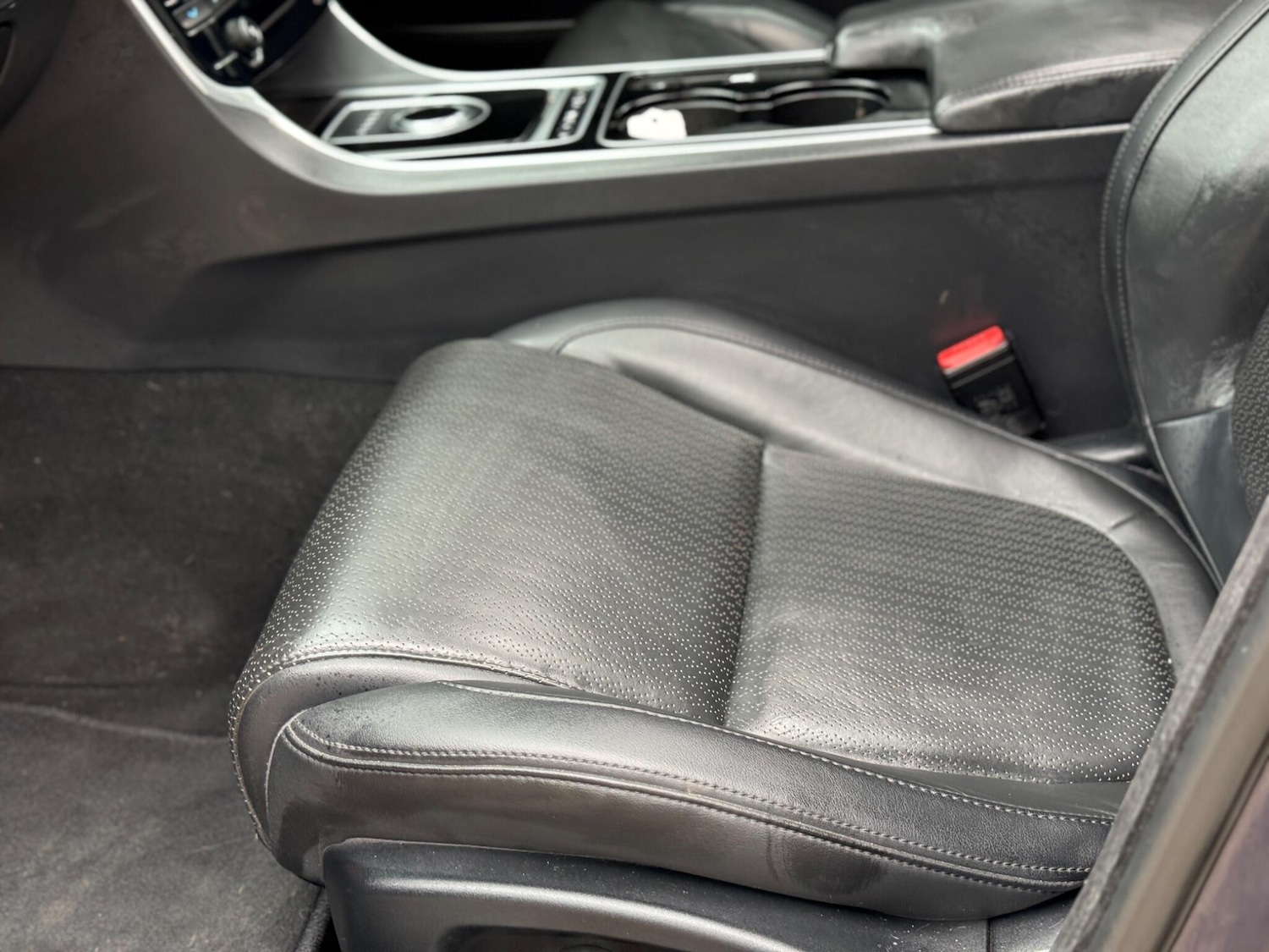 Used Jaguar XE 2017 for sale - 77849120: Photo 34