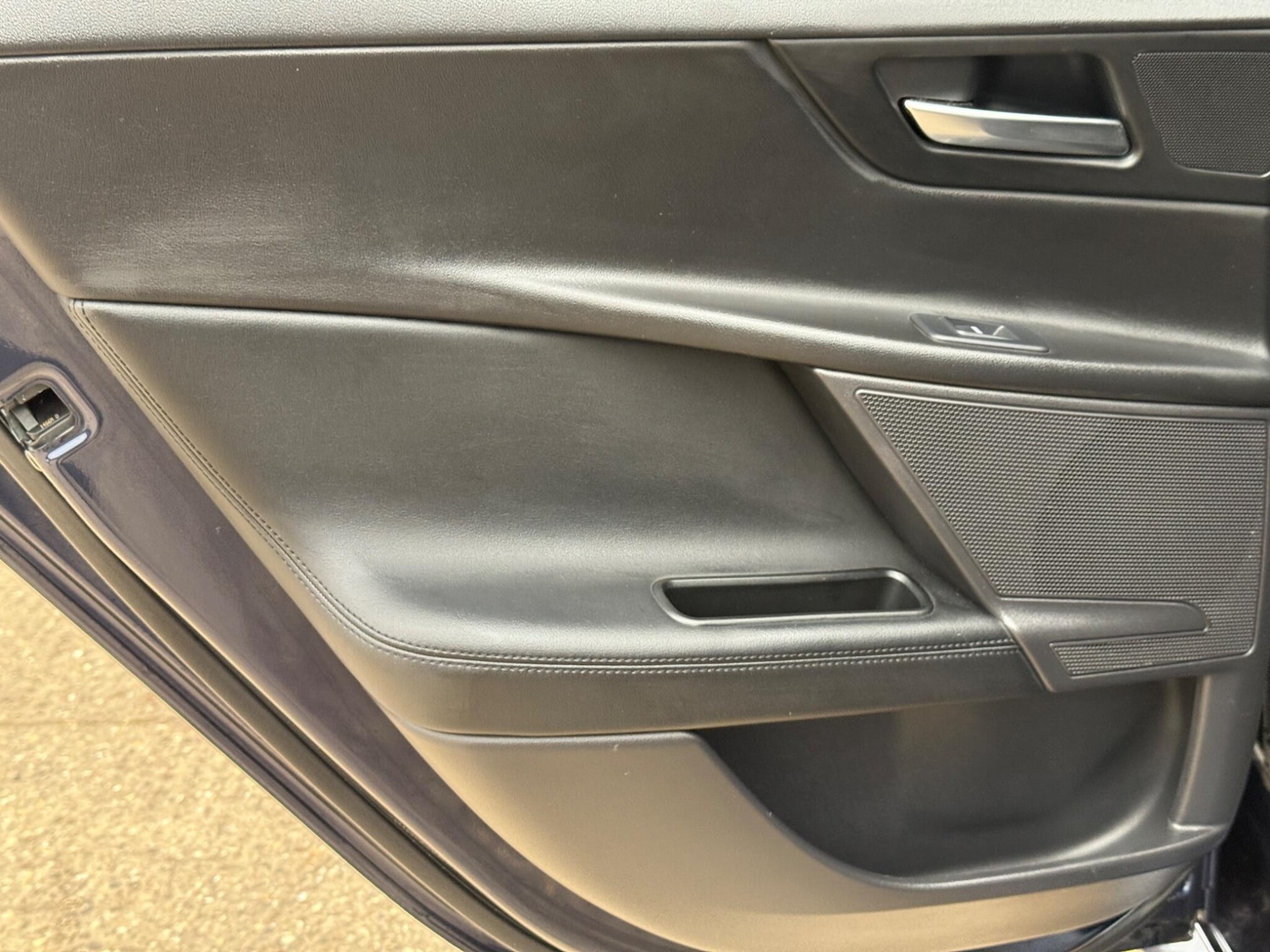 Used Jaguar XE 2017 for sale - 77849120: Photo 37