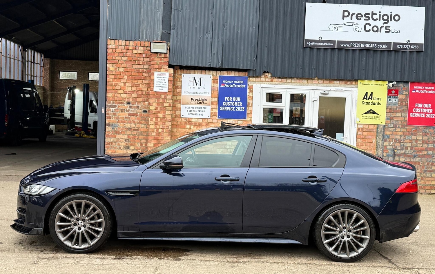 Used Jaguar XE 2017 for sale - 77849120: Photo 7