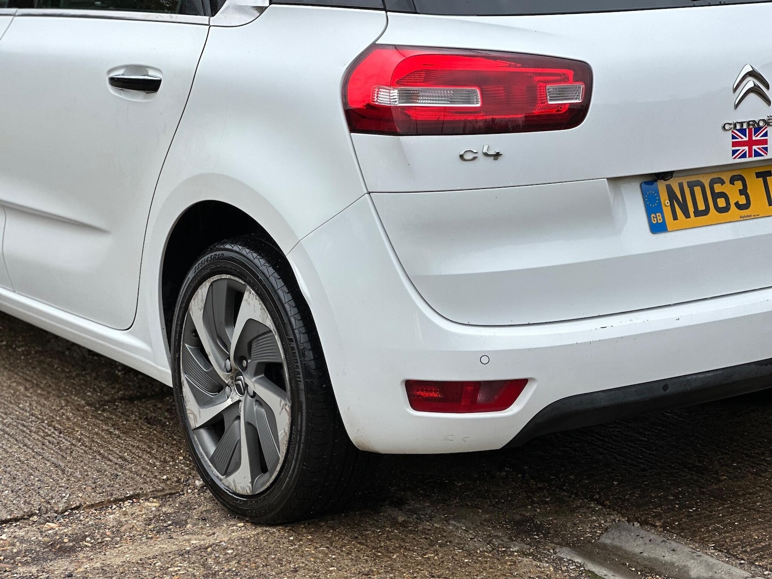 Used Citroen C4 Picasso 2014 for sale - 76364382: Photo 25