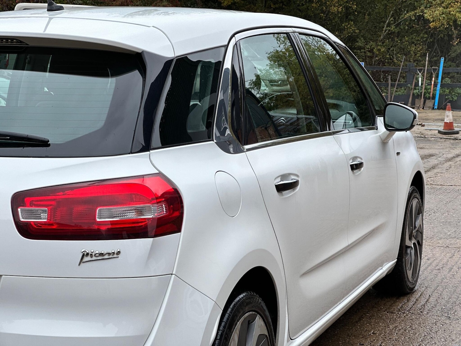 Used Citroen C4 Picasso 2014 for sale - 76364382: Photo 29
