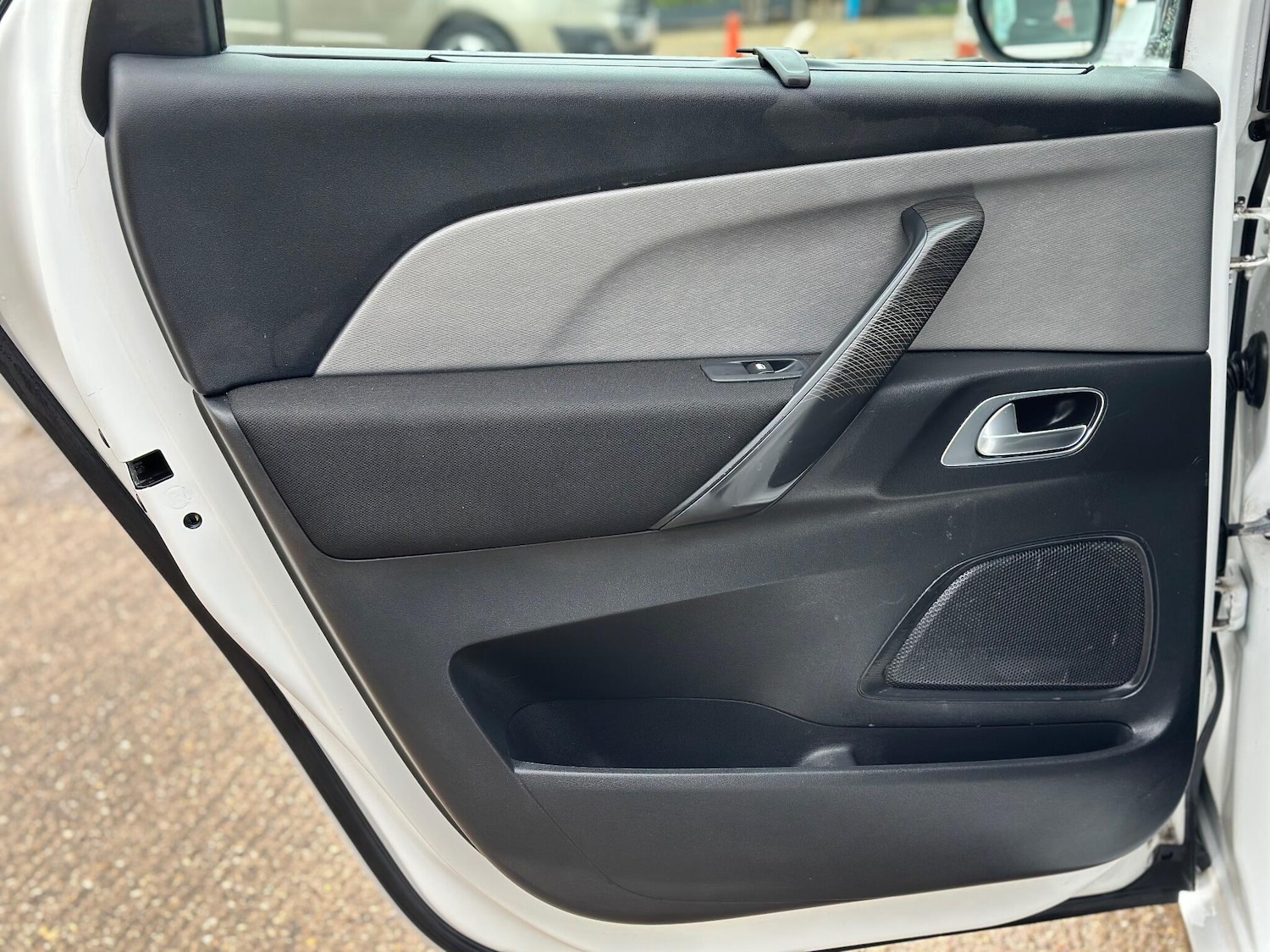 Used Citroen C4 Picasso 2014 for sale - 76364382: Photo 38