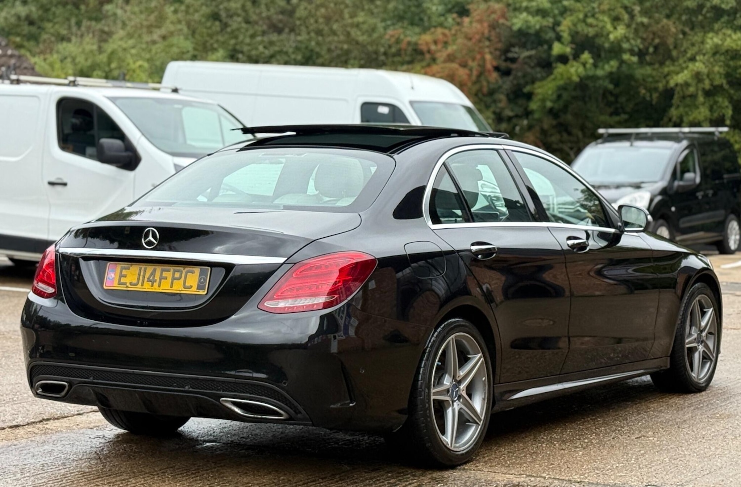Used Mercedes-Benz C Class 2014 for sale - 76946034: Photo 11