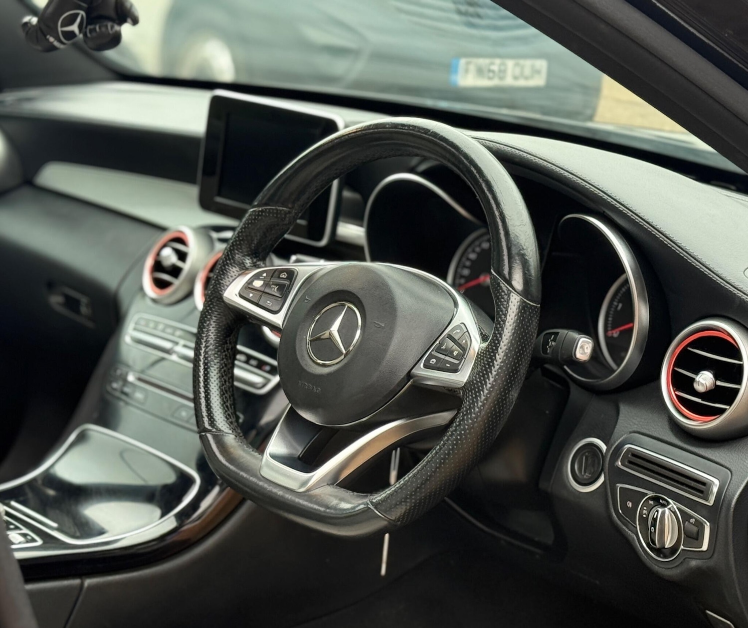 Used Mercedes-Benz C Class 2014 for sale - 76946034: Photo 13