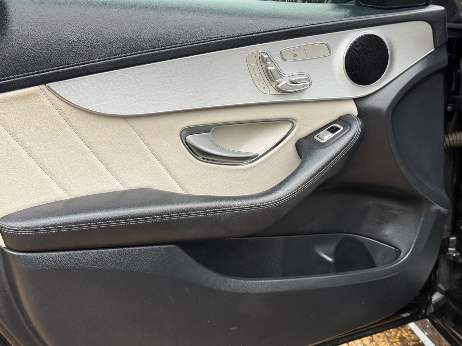 Used Mercedes-Benz C Class 2014 for sale - 76946034: Photo 35