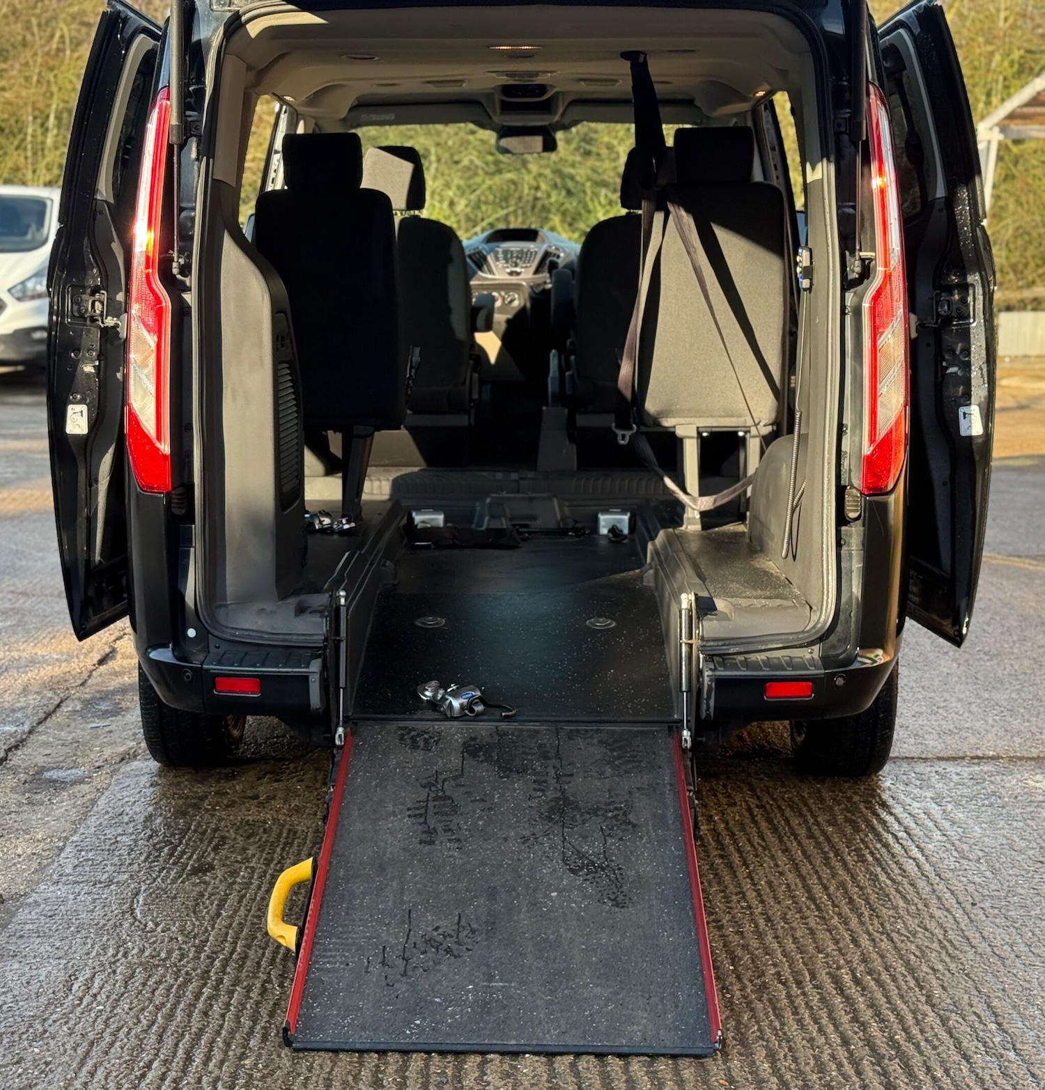 Used Ford Tourneo Custom 2018 for sale - 77195761: Photo 18