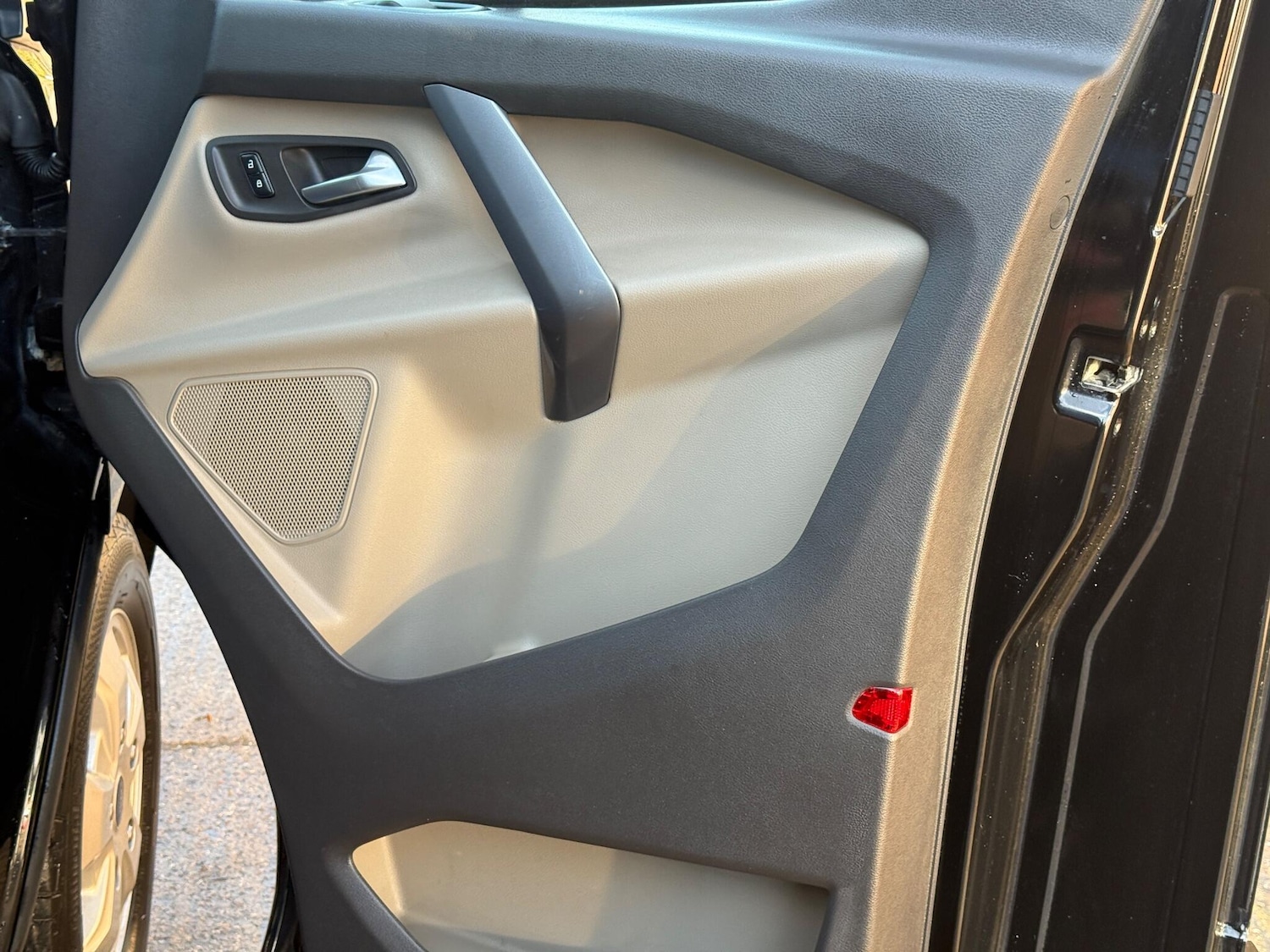 Used Ford Tourneo Custom 2018 for sale - 77195761: Photo 34