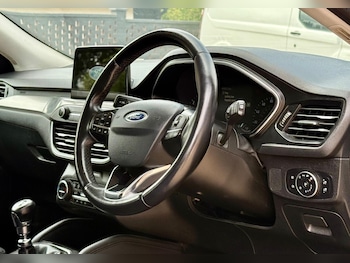 Used Ford Focus 2019 for sale - 79272518: Photo