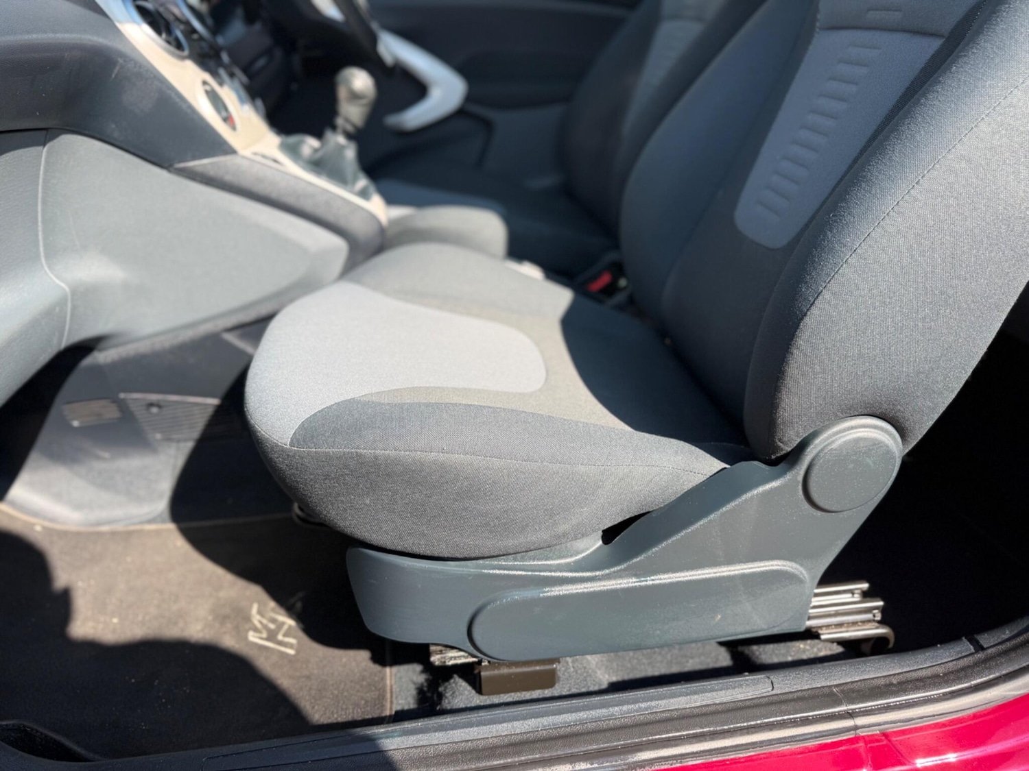 Used Ford Ka 2010 for sale - 77946237: Photo 30