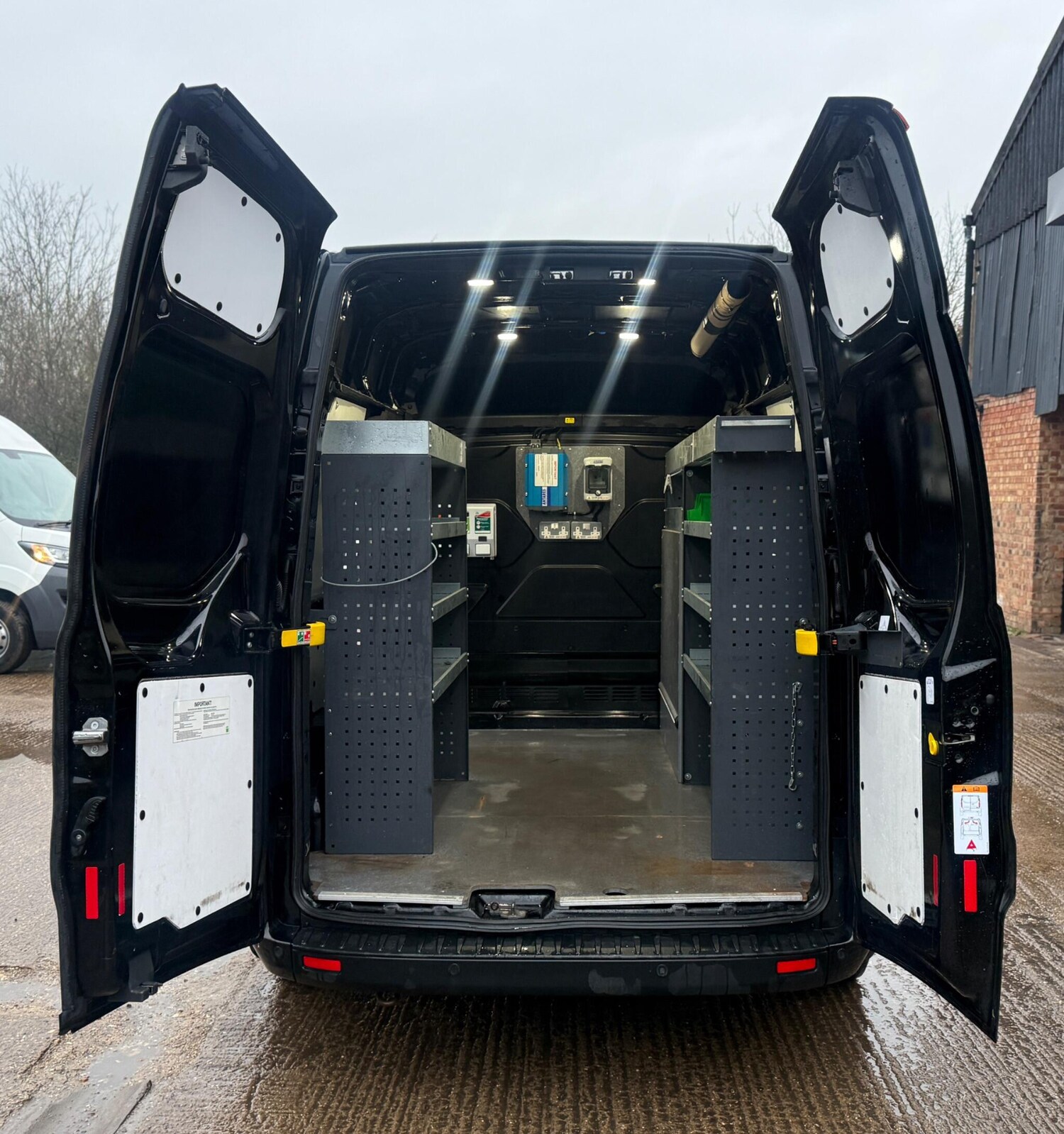 Used Ford Transit Custom 2018 for sale - 77542602: Photo 16