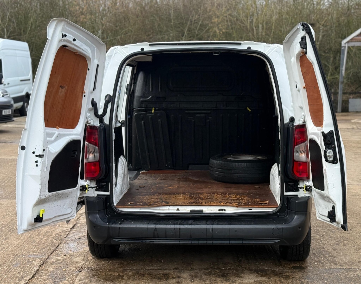 Used Peugeot Partner 2019 for sale - 77327266: Photo 11