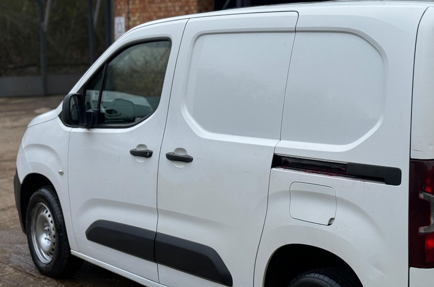 Used Peugeot Partner 2019 for sale - 77327266: Photo 25