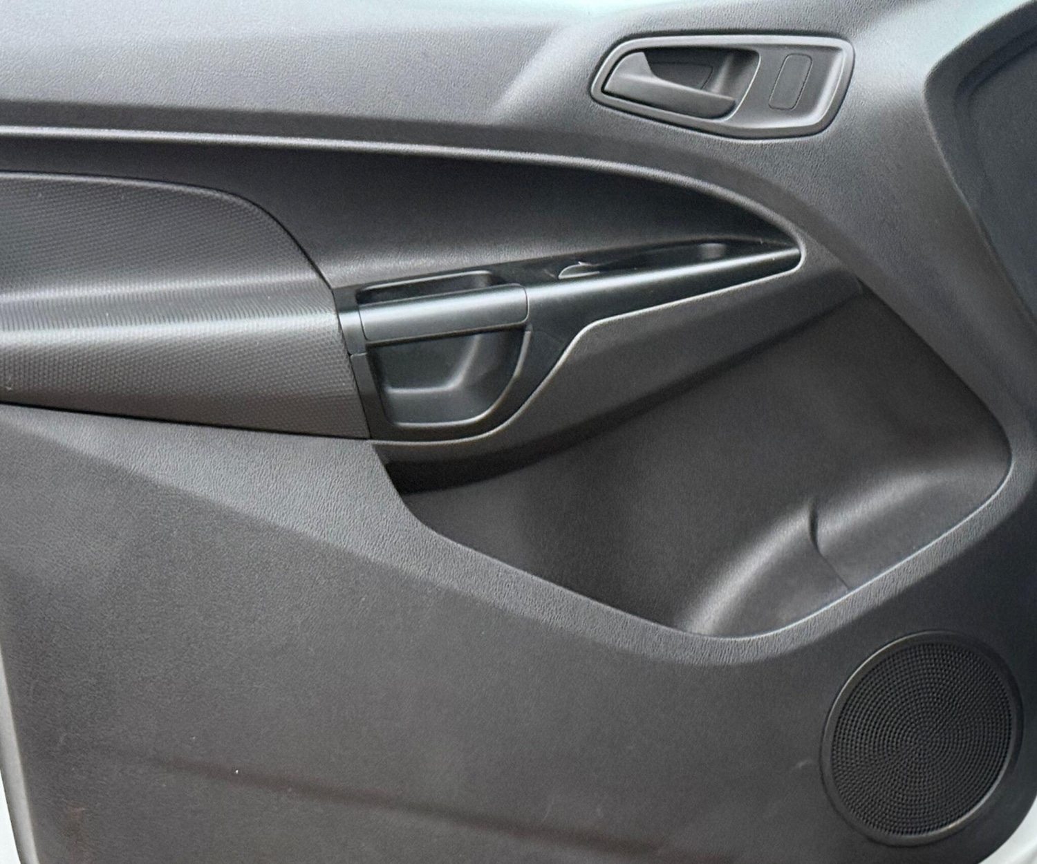 Used Ford Transit Connect 2018 for sale - 77037488: Photo 18