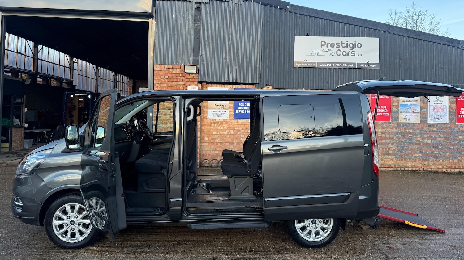 Used Ford Tourneo Custom 2018 for sale - 77234021: Photo 17