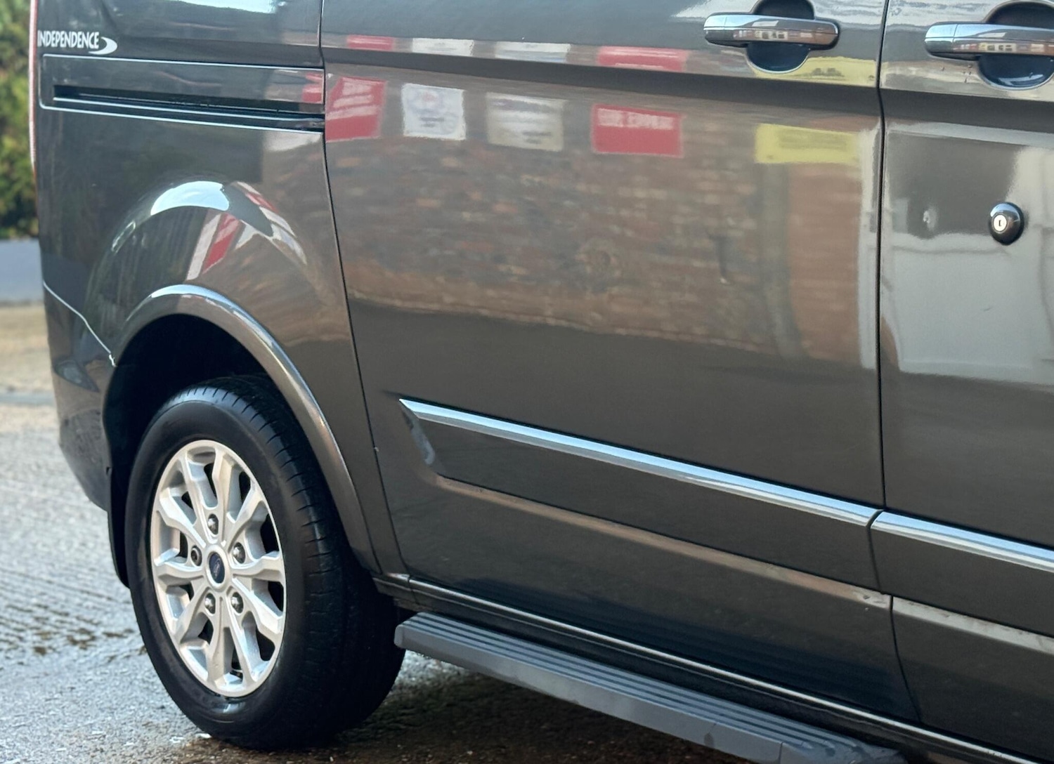 Used Ford Tourneo Custom 2018 for sale - 77234021: Photo 25