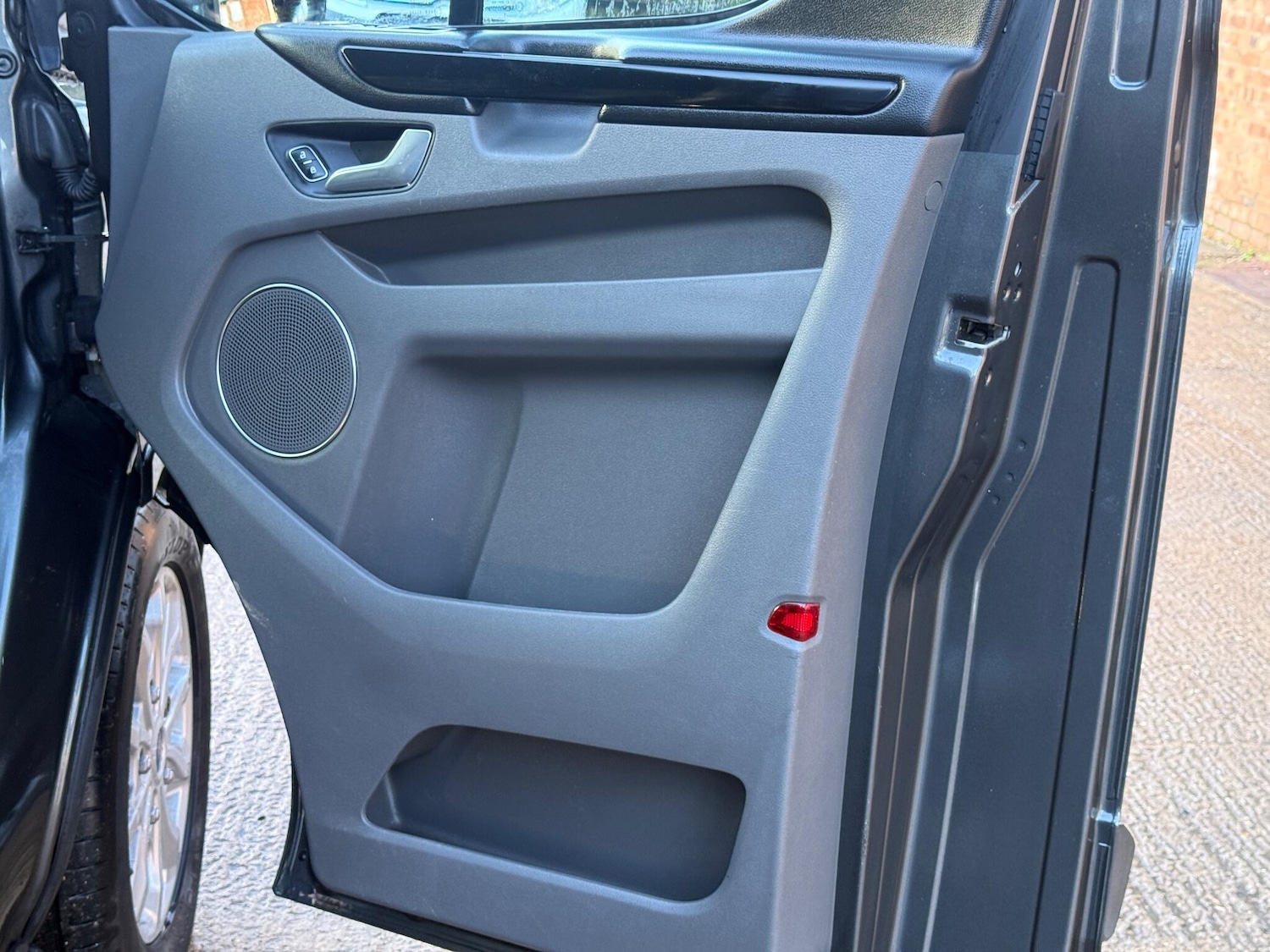 Used Ford Tourneo Custom 2018 for sale - 77234021: Photo 35