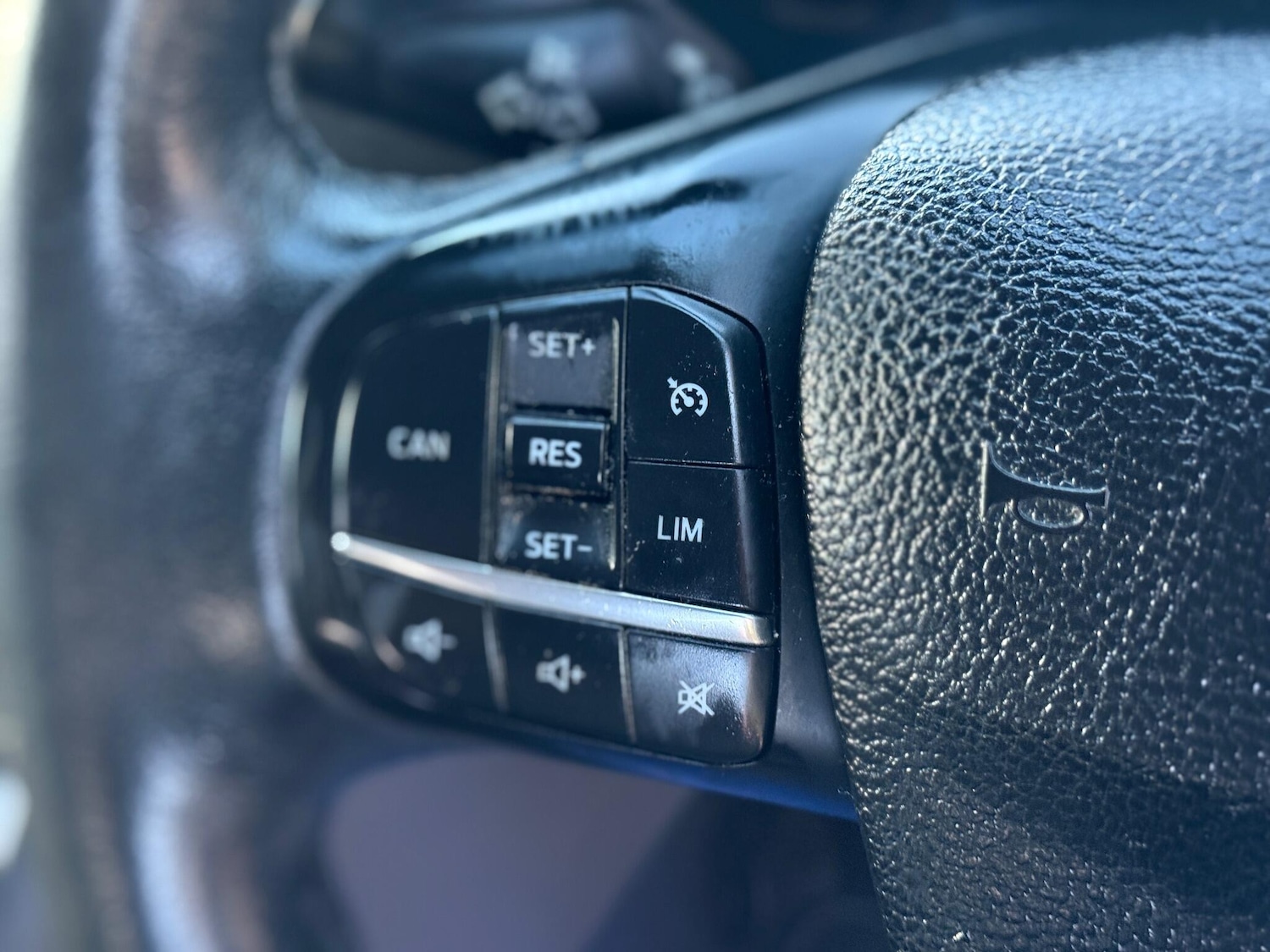 Used Ford Tourneo Custom 2018 for sale - 77234021: Photo 40