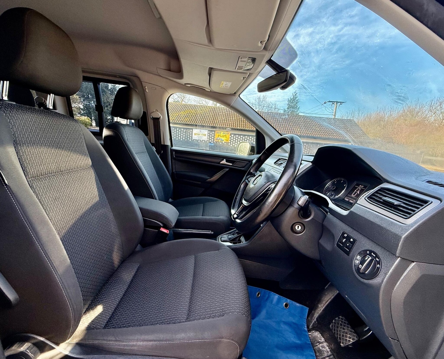 Used Volkswagen Caddy Maxi Life 2017 for sale - 77730026: Photo 14