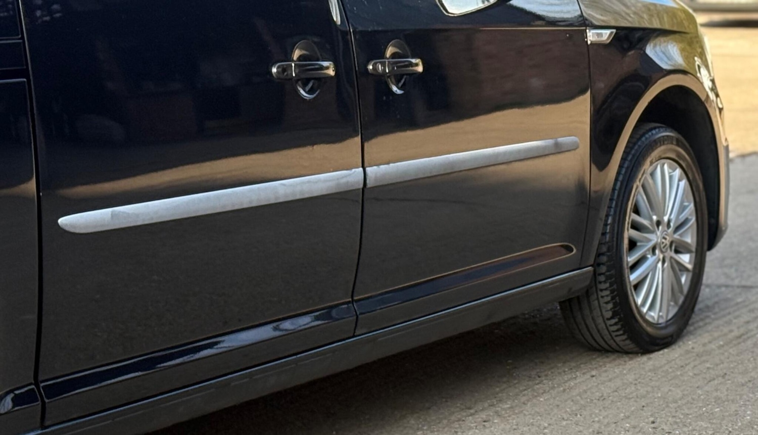 Used Volkswagen Caddy Maxi Life 2017 for sale - 77730026: Photo 38