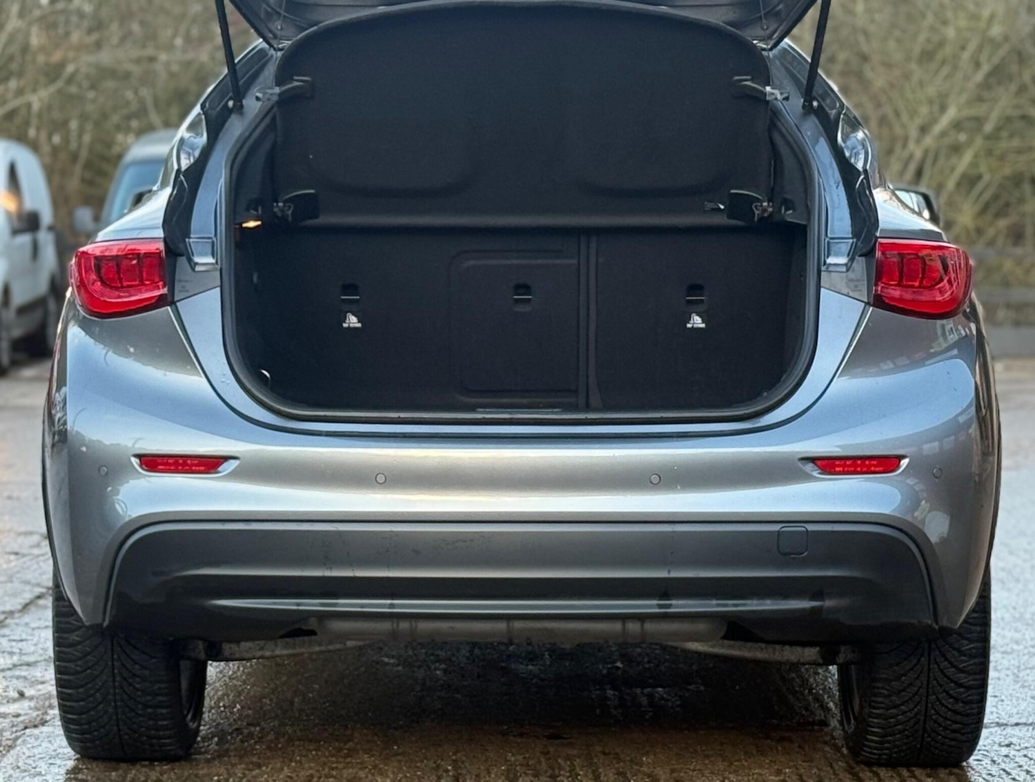 Used Infiniti Q30 2017 for sale - 77259049: Photo 25