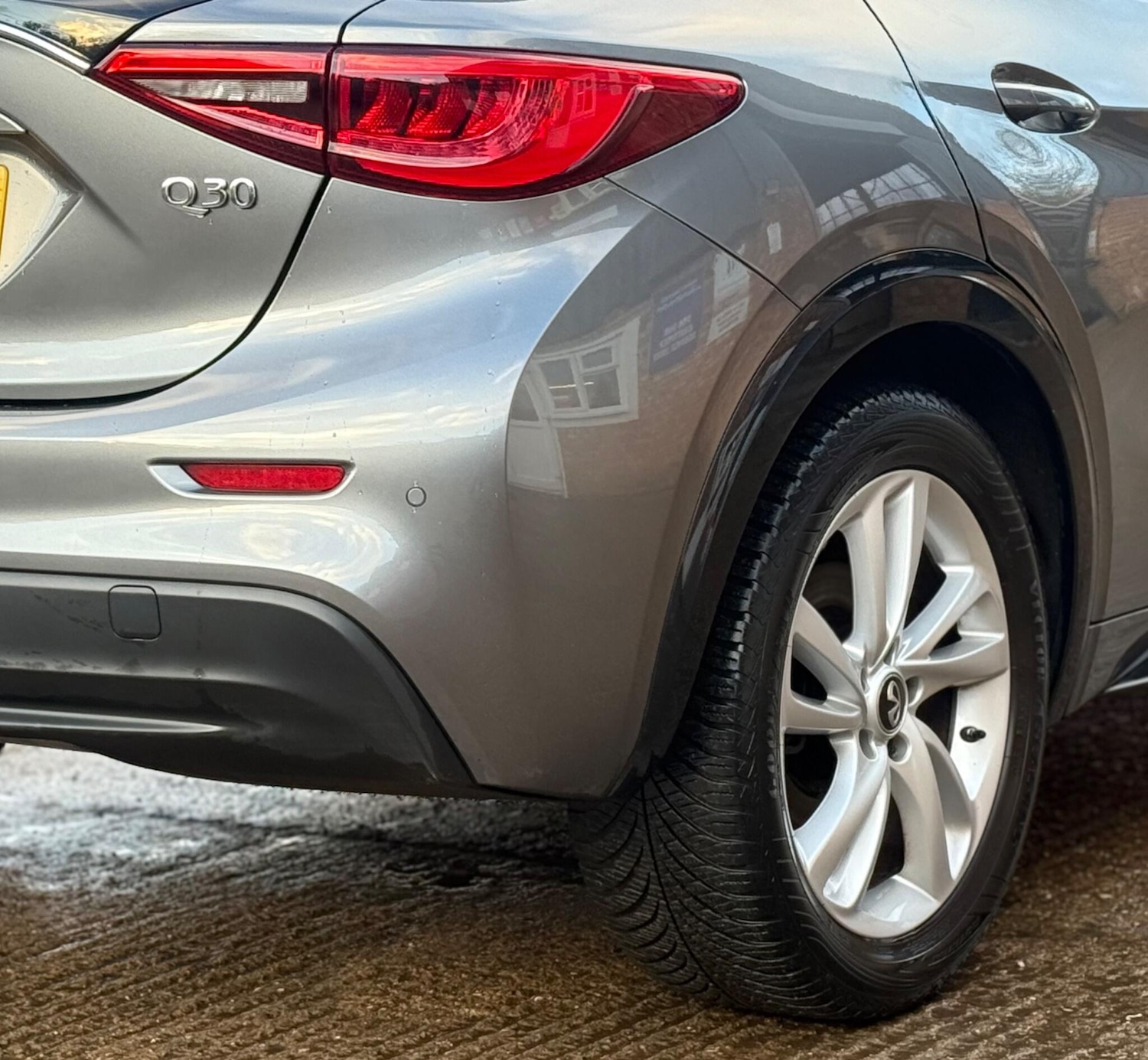 Used Infiniti Q30 2017 for sale - 77259049: Photo 35