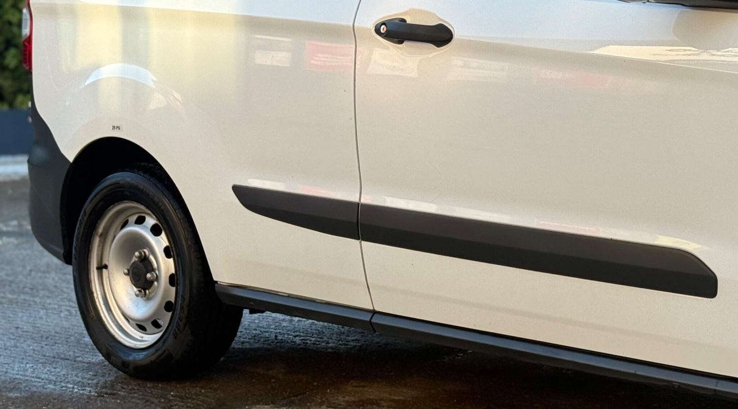 Used Ford Transit Courier 2020 for sale - 77106819: Photo 27