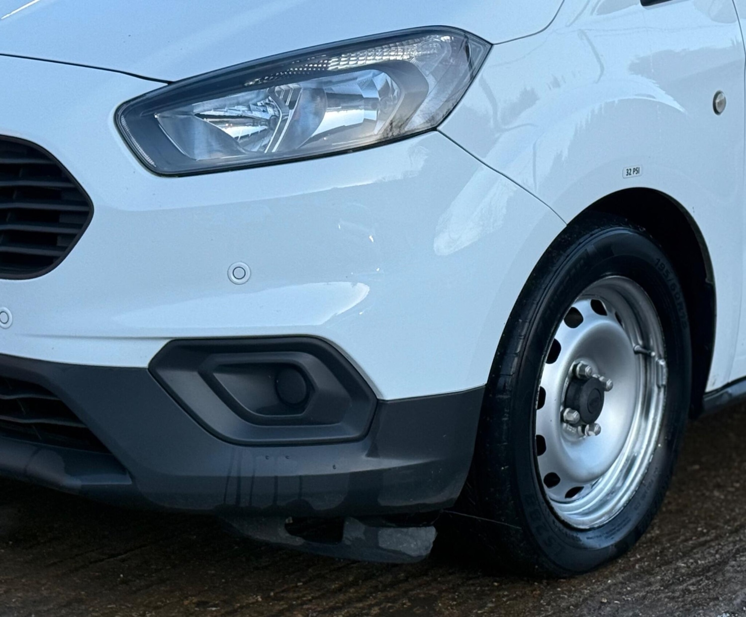 Used Ford Transit Courier 2020 for sale - 77106819: Photo 28