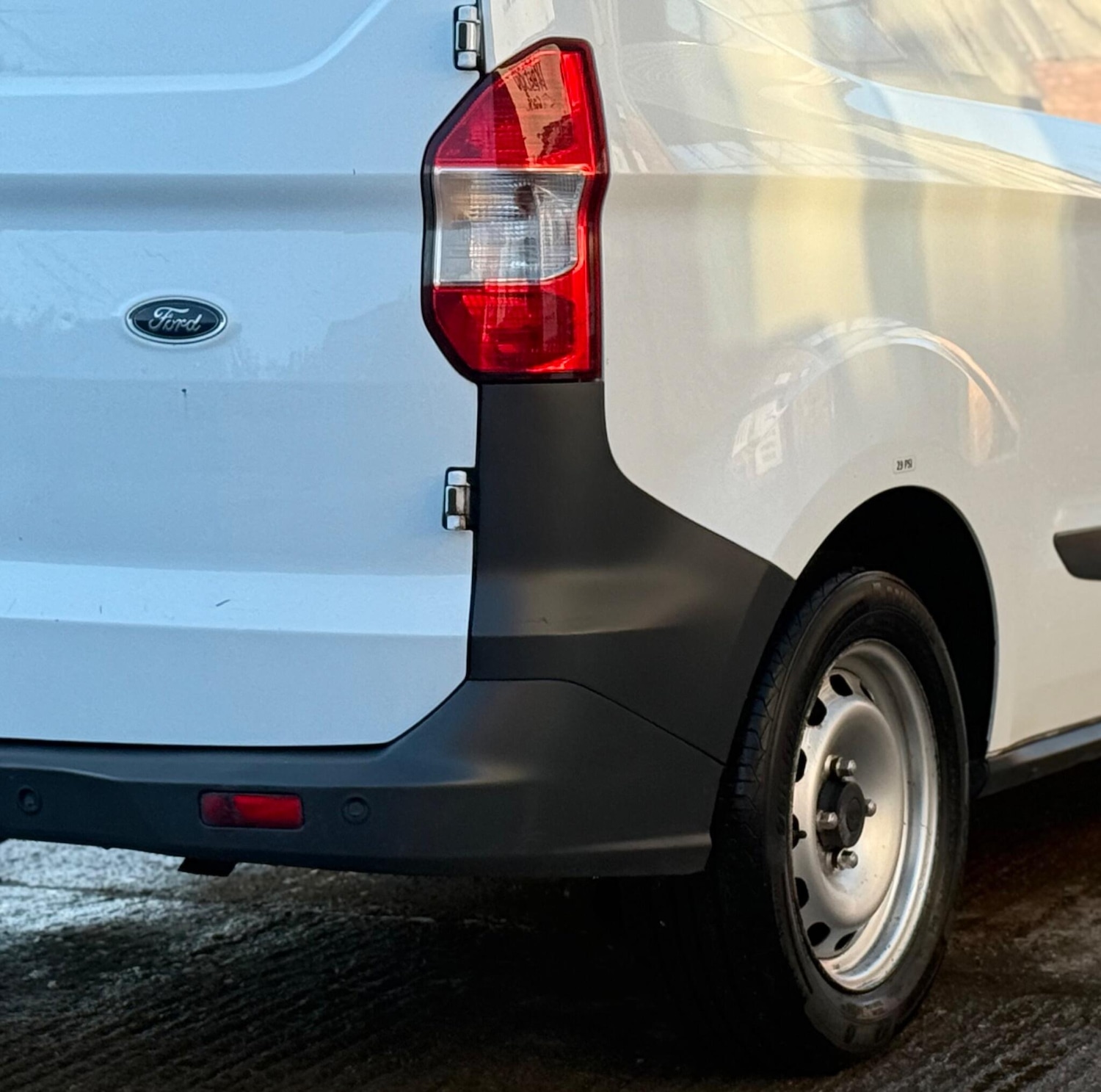 Used Ford Transit Courier 2020 for sale - 77106819: Photo 34