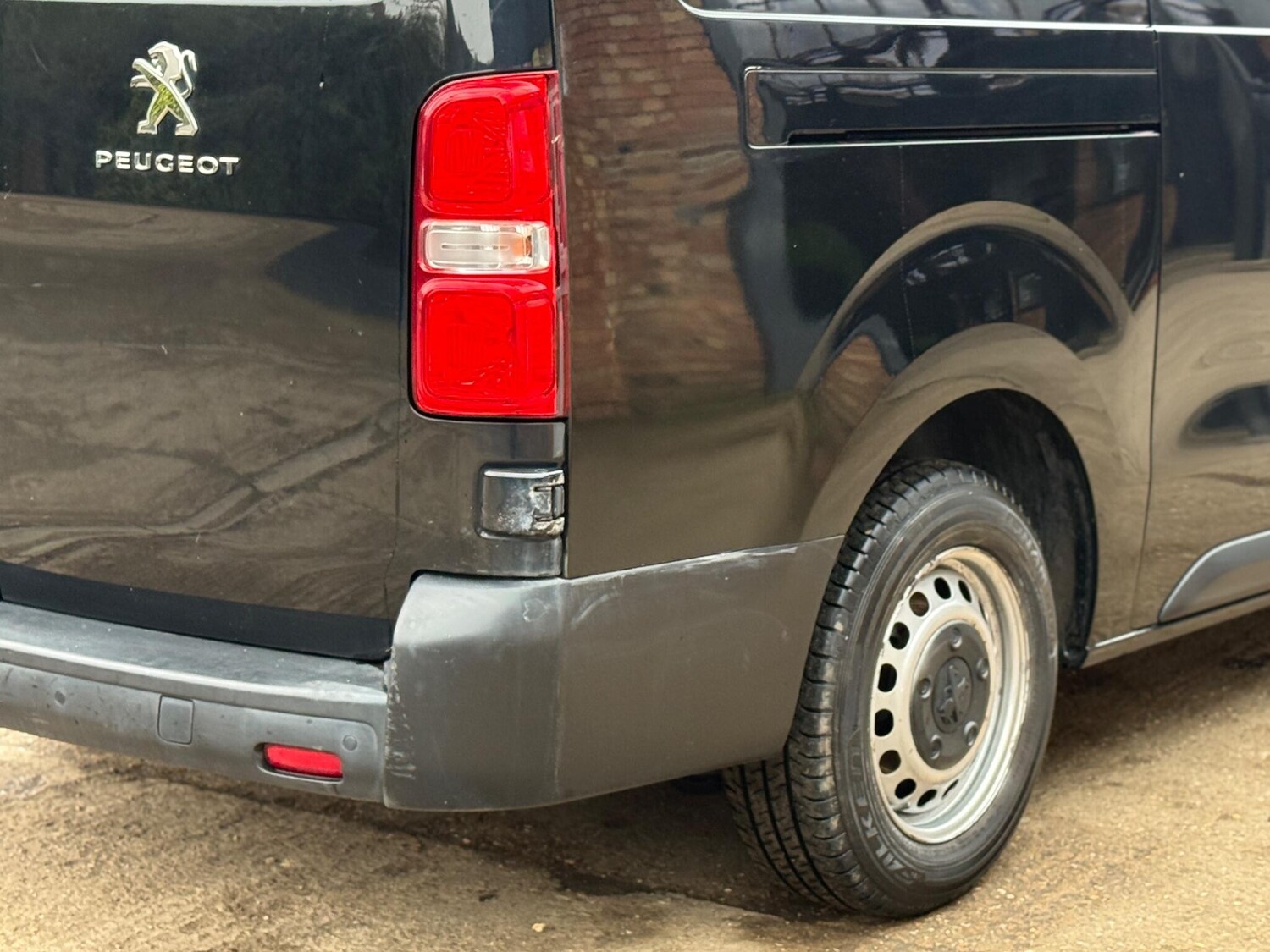 Used Peugeot Expert 2019 for sale - 77802561: Photo 29