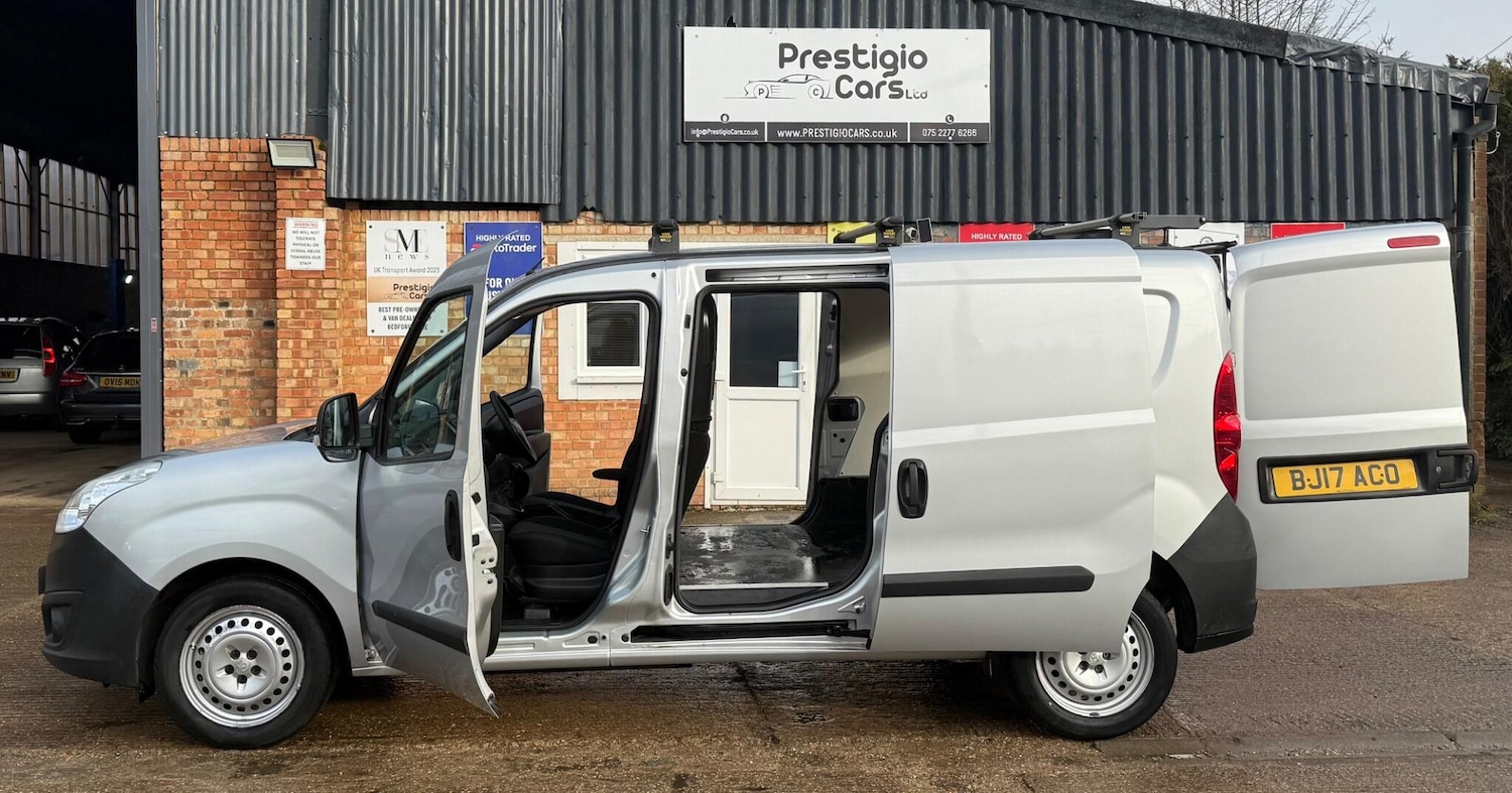 Used Vauxhall Combo 2017 for sale - 77249426: Photo 21