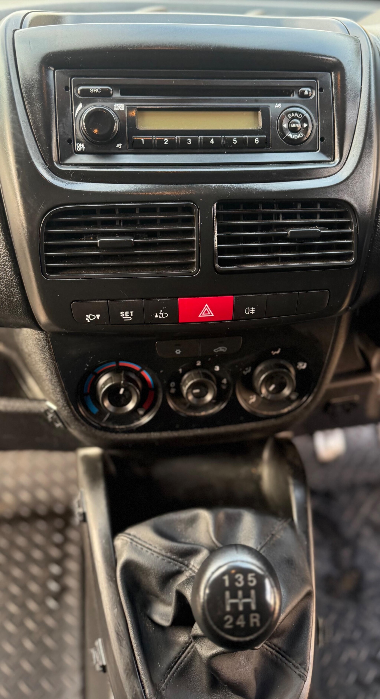 Used Vauxhall Combo 2017 for sale - 77249426: Photo 22