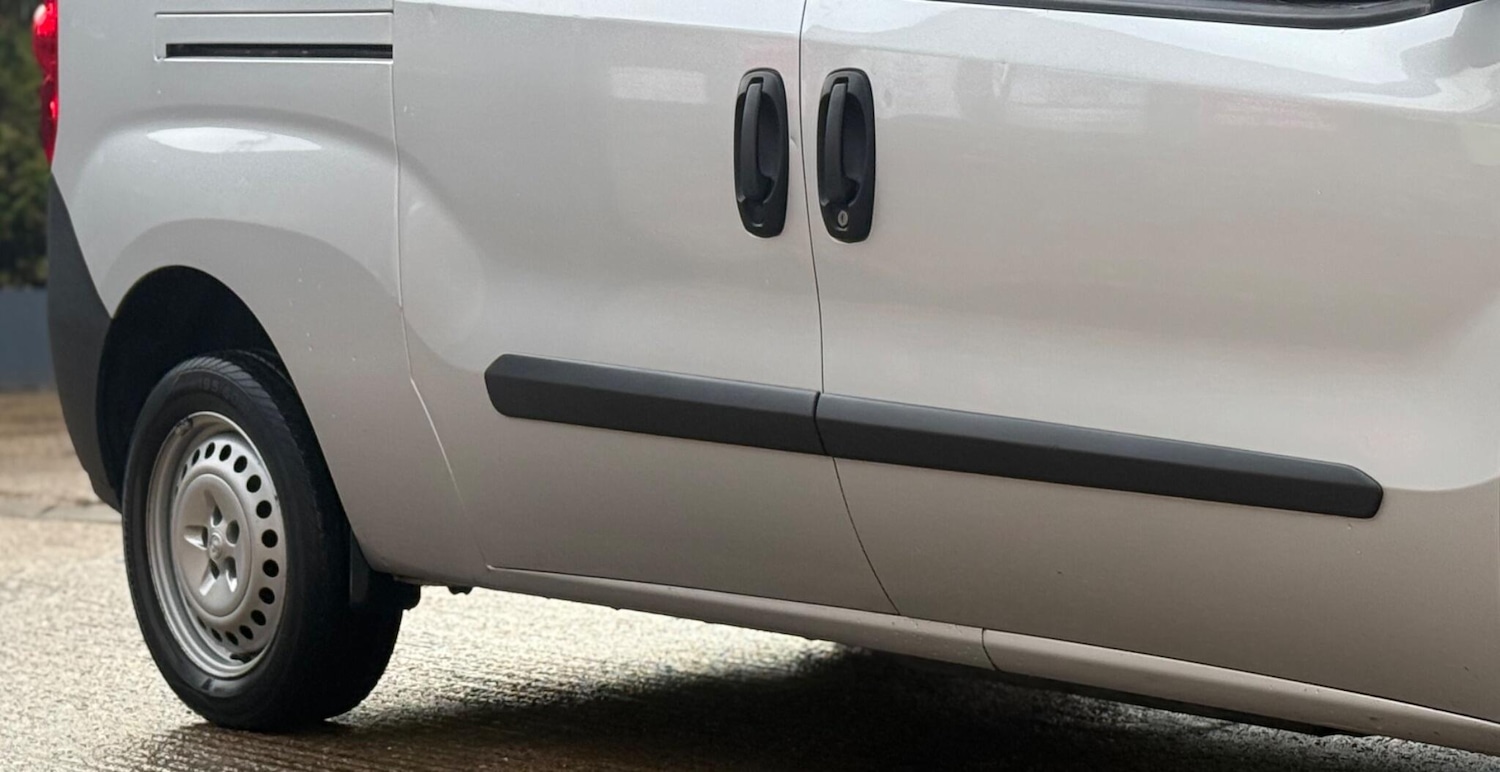 Used Vauxhall Combo 2017 for sale - 77249426: Photo 26