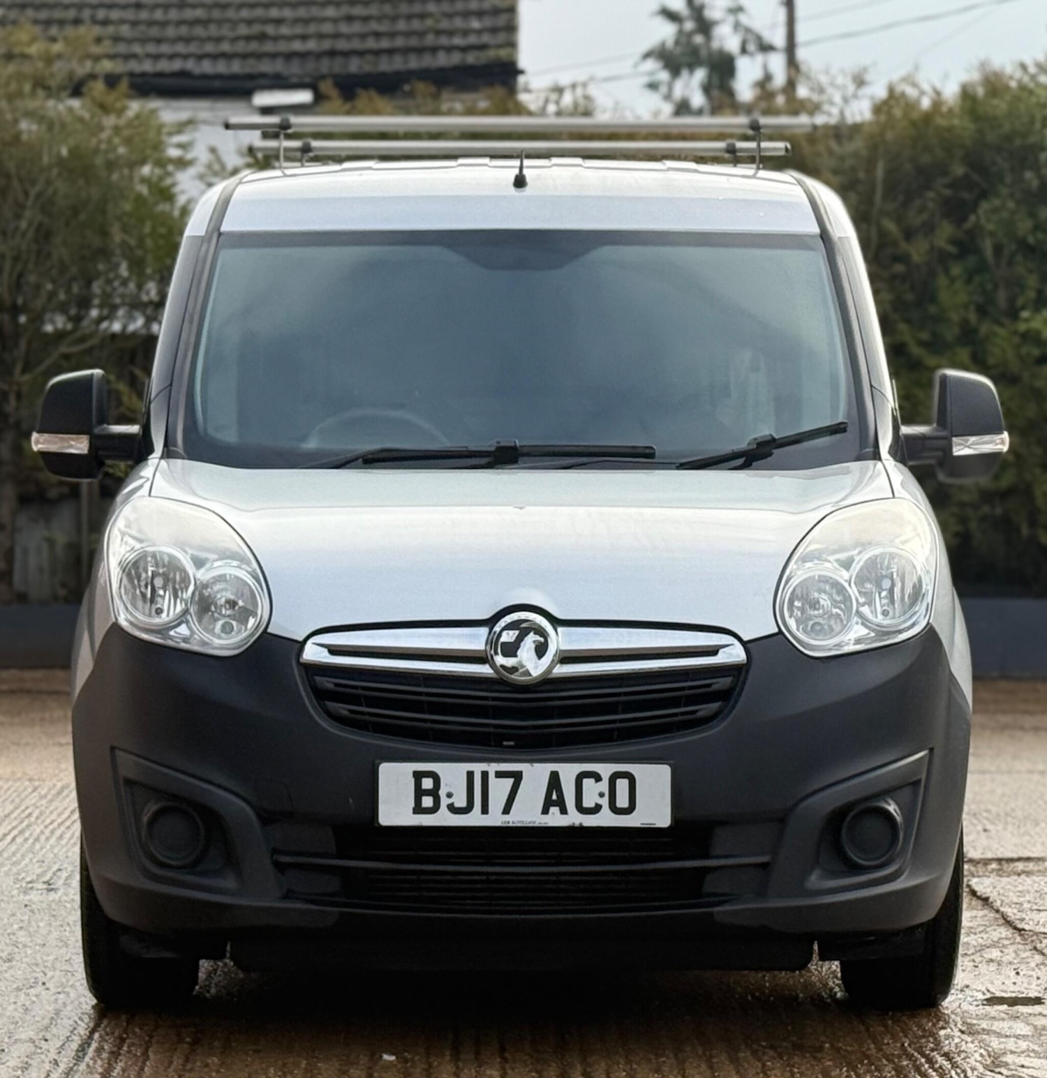 Used Vauxhall Combo 2017 for sale - 77249426: Photo 3
