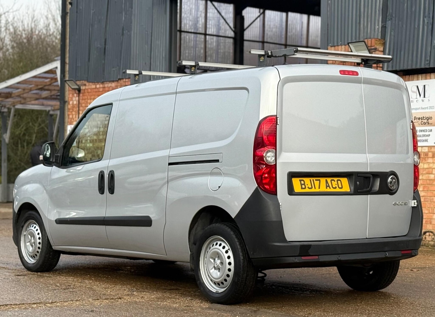 Used Vauxhall Combo 2017 for sale - 77249426: Photo 9