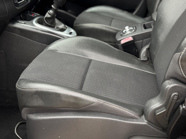 Used Renault Grand Scenic 2013 for sale - 76292835: Photo 34