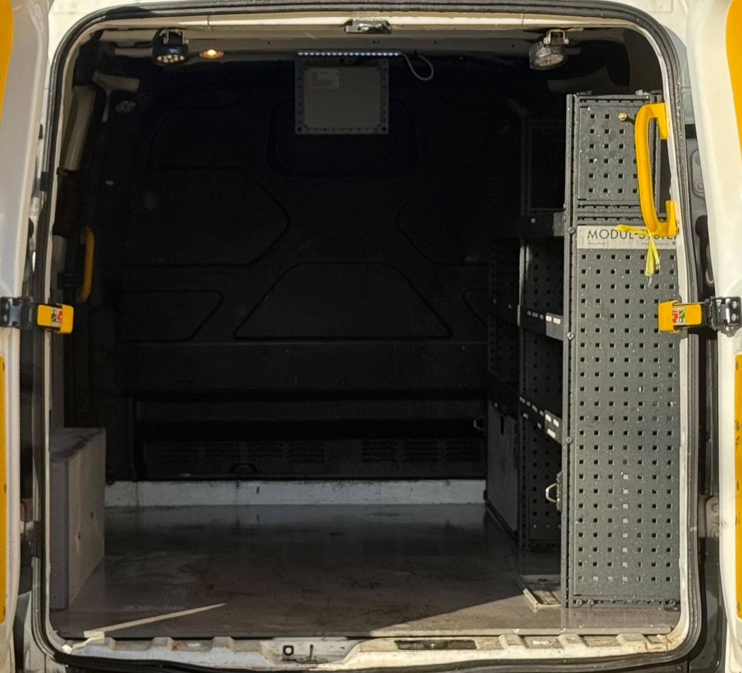 Used Ford Transit Custom 2020 for sale - 76611787: Photo 15