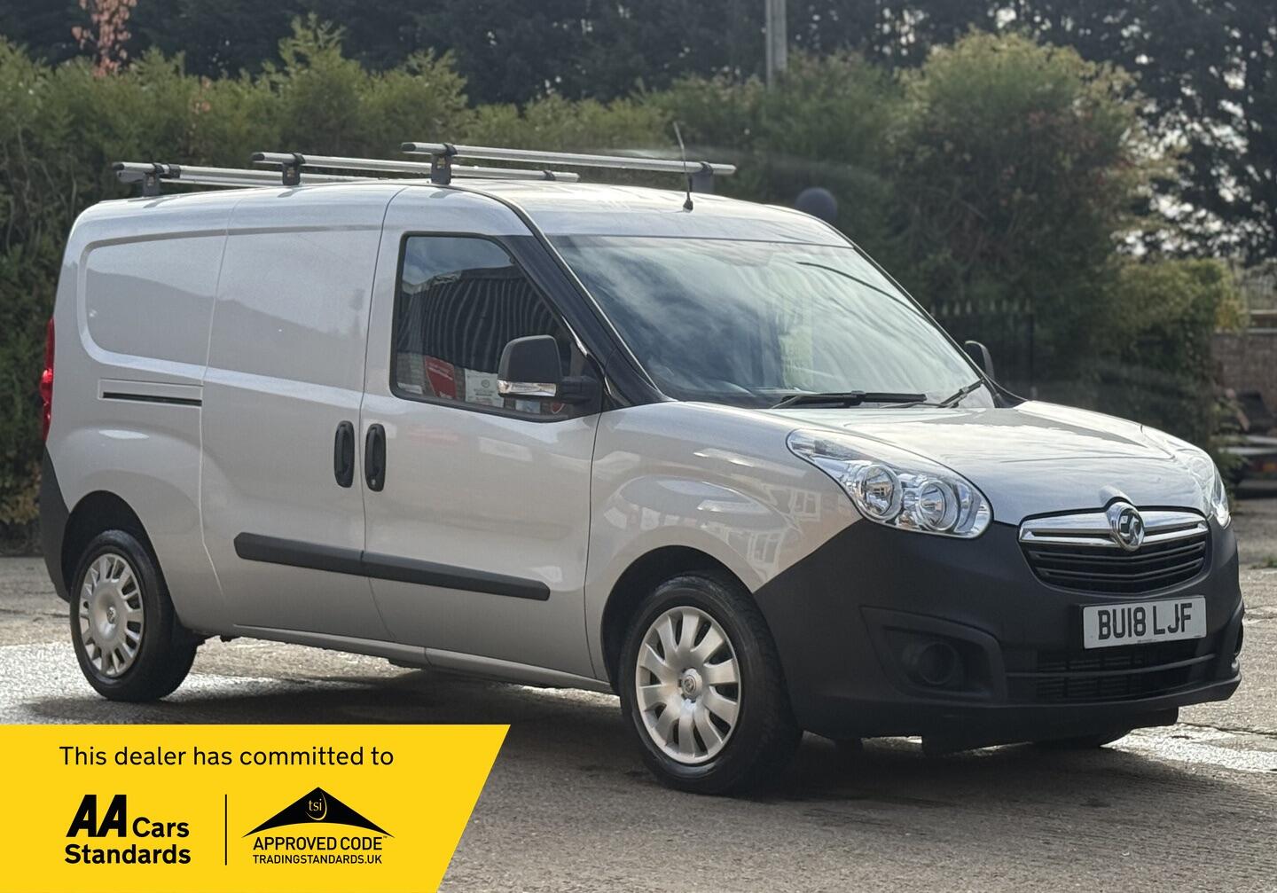 Used Vauxhall Combo 2018 for sale - 76311668: Photo 1