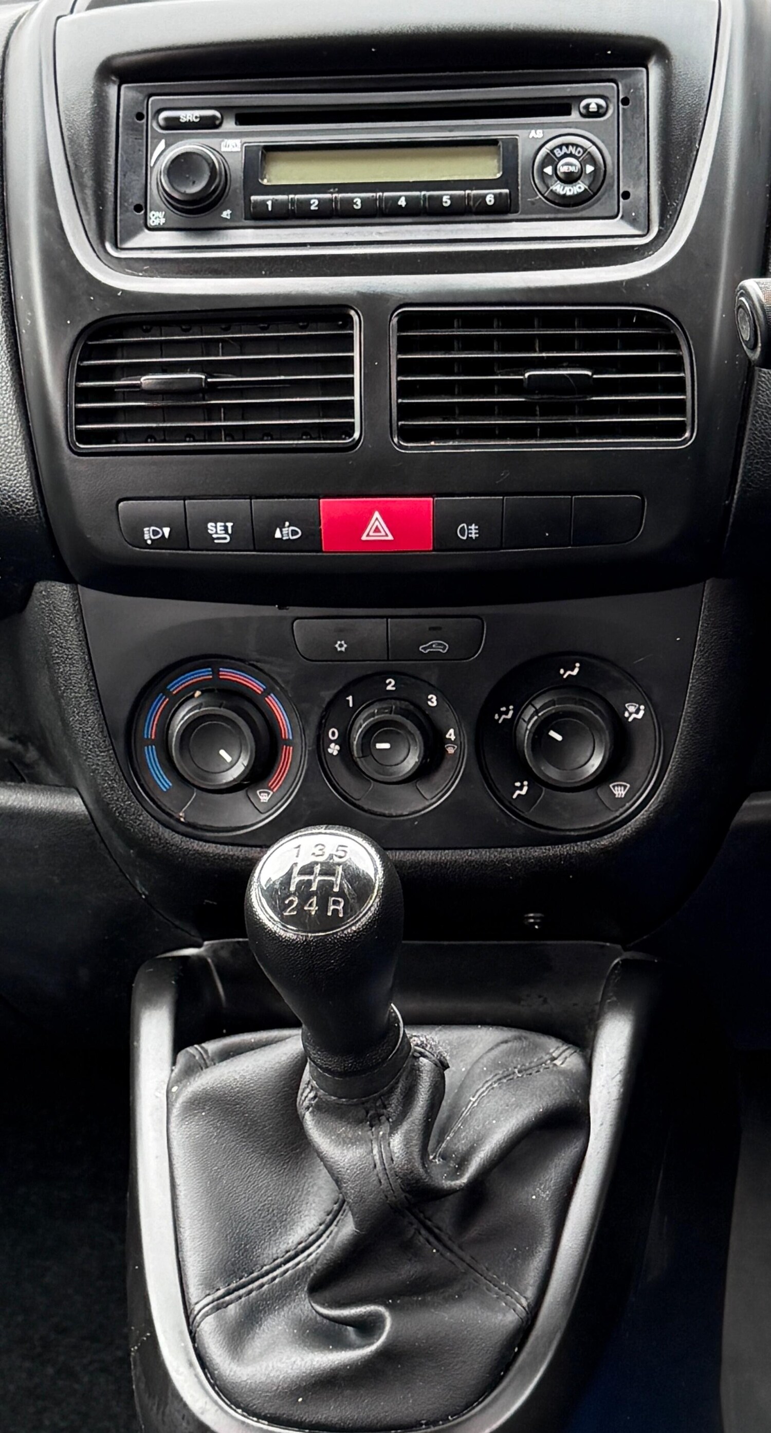 Used Vauxhall Combo 2018 for sale - 76311668: Photo 16