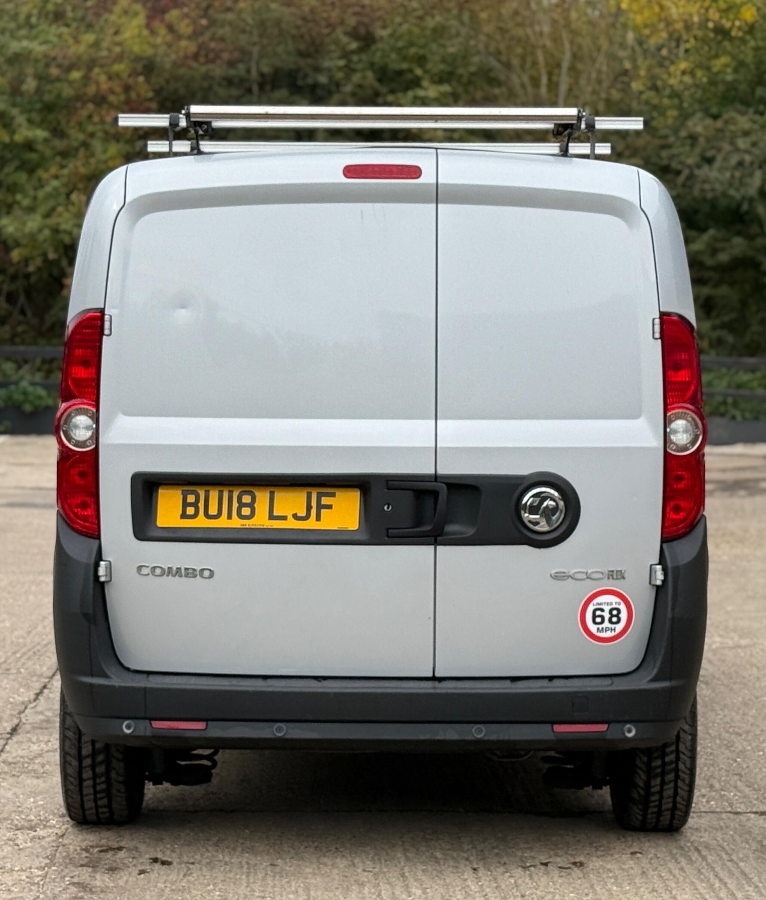 Used Vauxhall Combo 2018 for sale - 76311668: Photo 3
